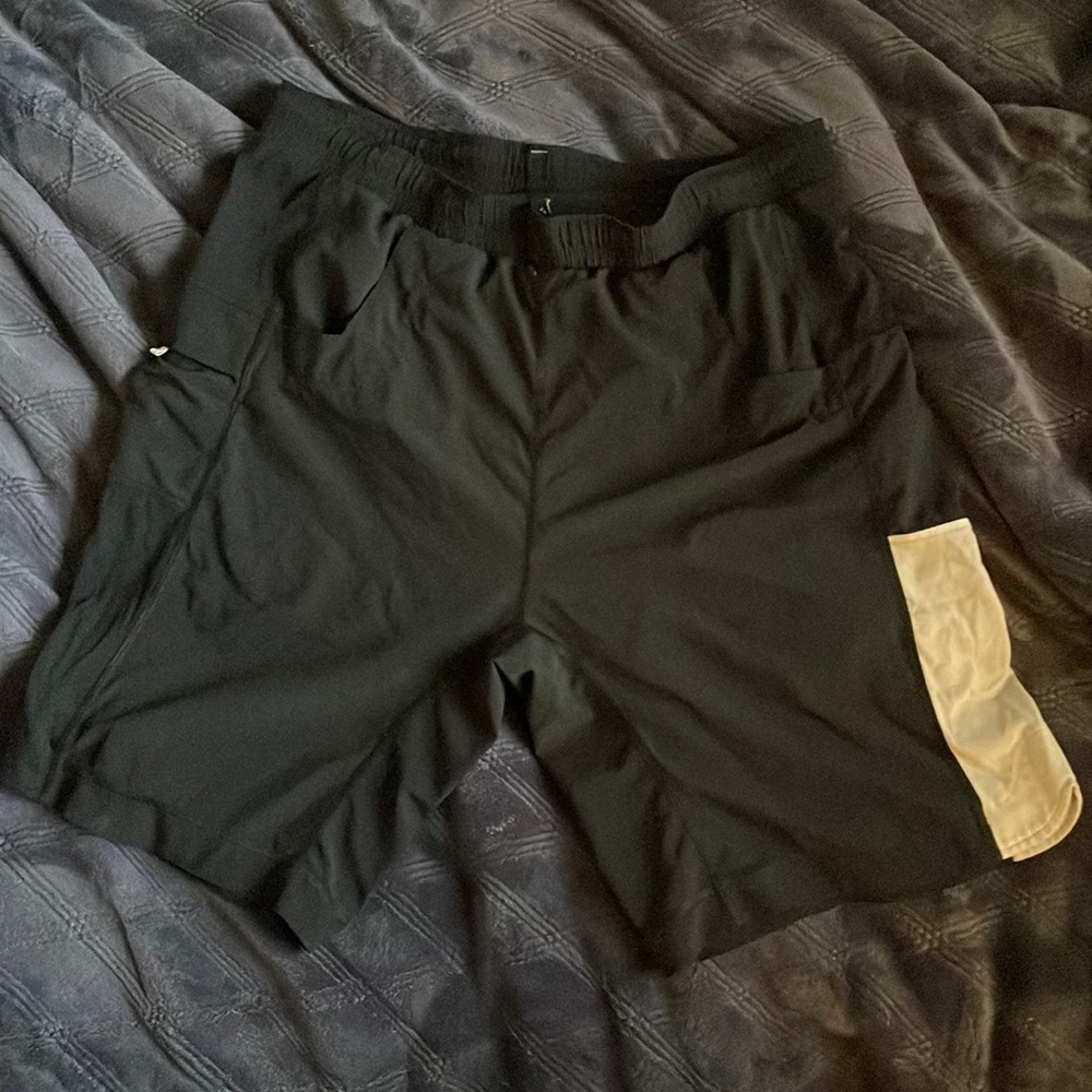 Lululemon swim trunks with liner size 34